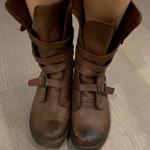 Steve Madden Brown Leather Booties